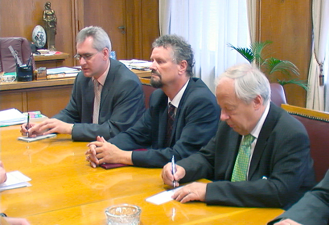 Besuch des Vorsitzenden Gernot Erler bei Botschafter Michael Geier in Sofia 2008